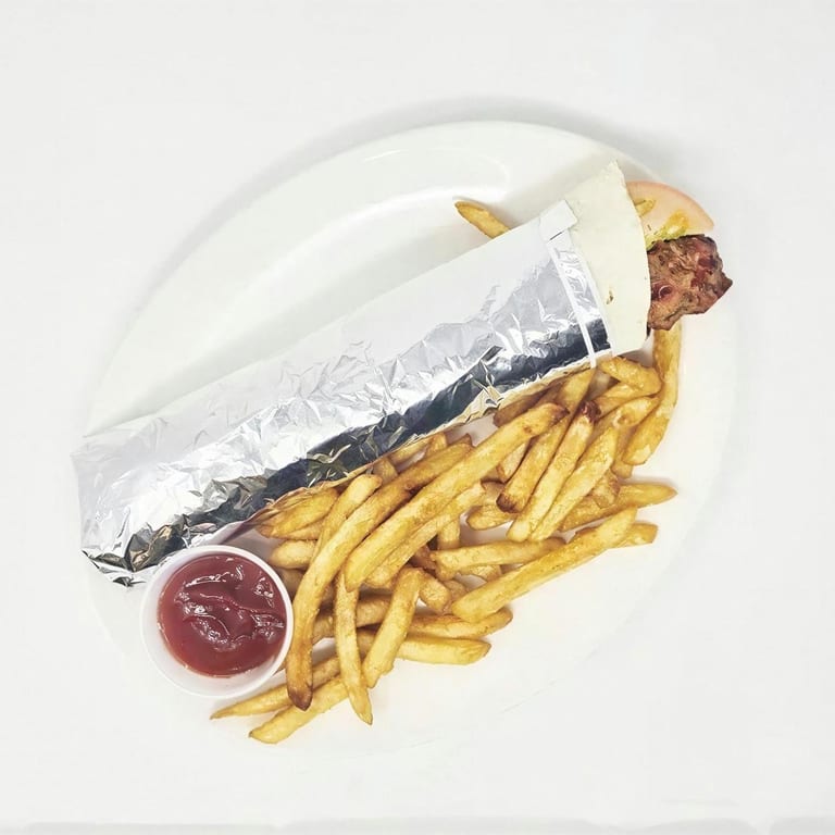 Delicious Falafel Wrap: A Mediterranean Favorite